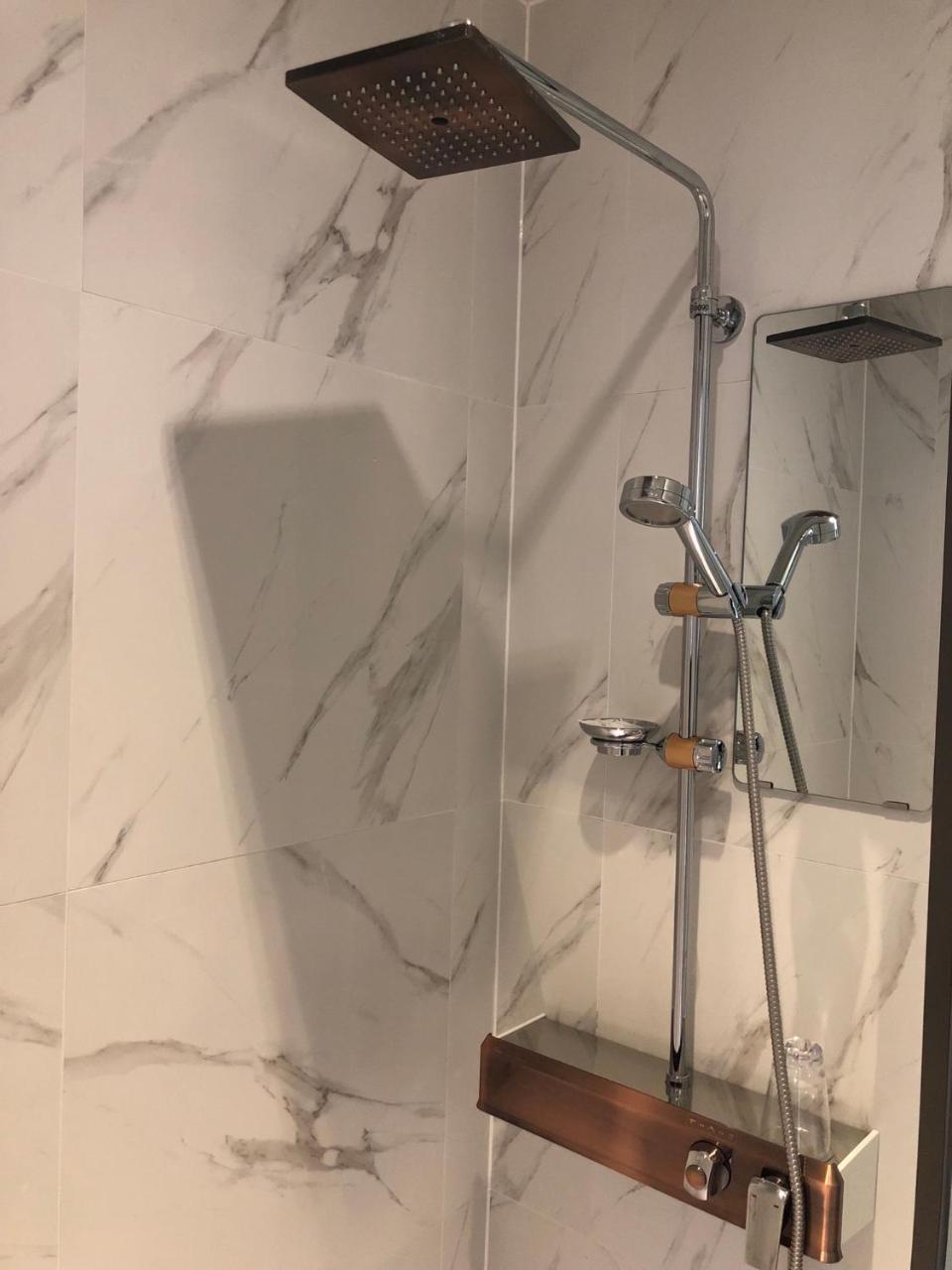 Royal Hotel Csongup Kültér fotó